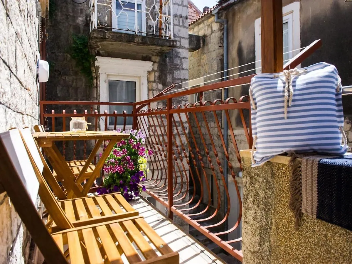 Mediterranean Old House Kastela Holiday home
